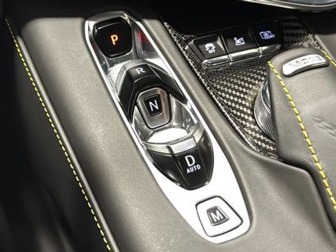 Used 2021 Chevrolet Corvette Stingray Premium Cpe w/ Z51 Performance Package RWD image 23