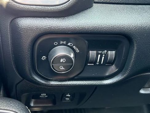 Used 2022 RAM 1500 Laramie image 83