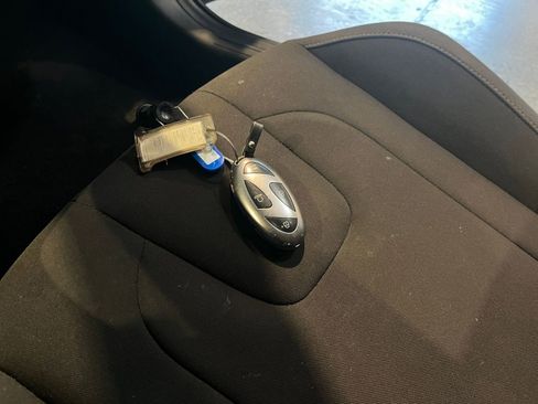 Used 2025 Hyundai Elantra SEL image 22