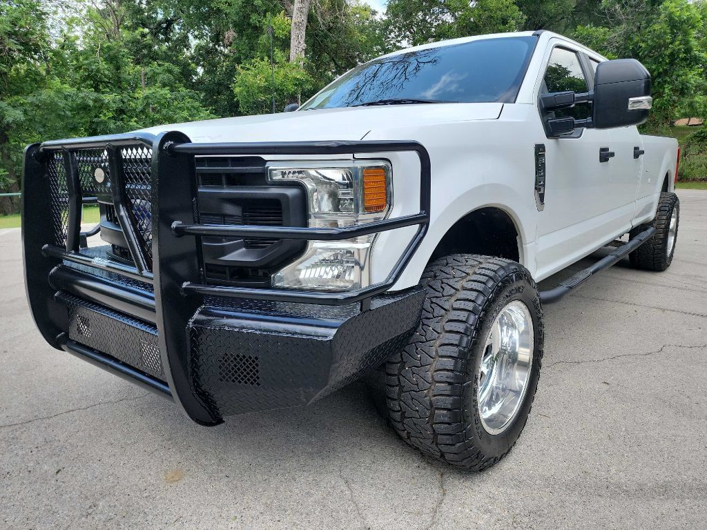 Used 2022 Ford F350 XL w/ Power Equipment Group AWD/4WD image 4