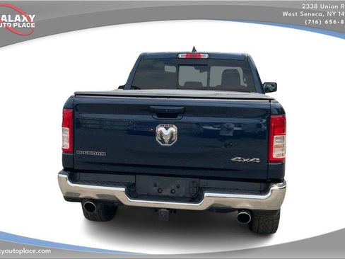 Used 2022 RAM 1500 Big Horn AWD/4WD image 6