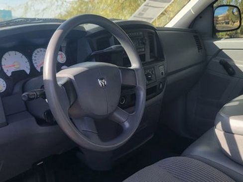 Used 2007 Dodge Ram 1500 Truck ST image 12