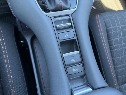 Used 2025 Honda HR-V Sport image 20