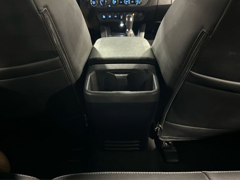 Used 2020 Toyota Tacoma TRD Sport image 36