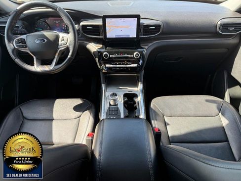 Used 2022 Ford Explorer Limited AWD/4WD image 19
