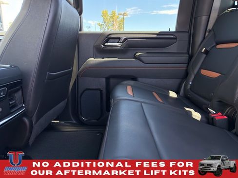 Used 2024 GMC Sierra 2500 AT4 w/ Technology Package AWD/4WD image 25