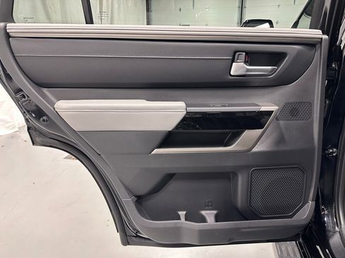 Used 2025 Toyota Sequoia Limited image 43