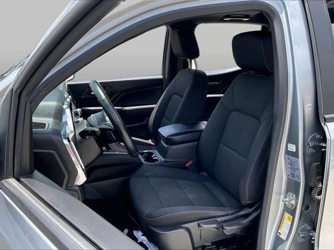 Certified 2024 GMC Canyon Elevation RWD image 8
