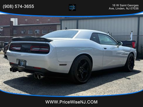 Used 2020 Dodge Challenger R/T Scat Pack image 6