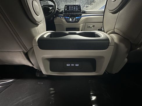 New 2026 Honda Odyssey Touring image 22