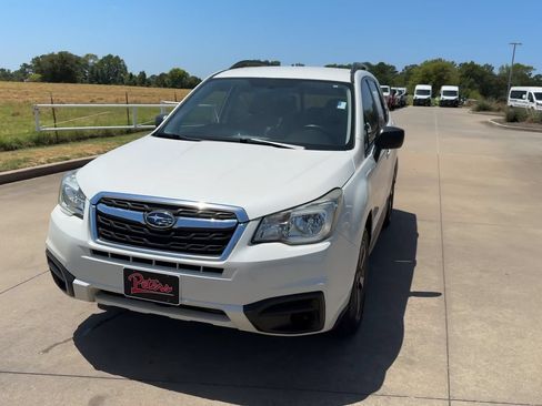 Used 2018 Subaru Forester 2.5i w/ Alloy Wheel Package AWD/4WD image 4