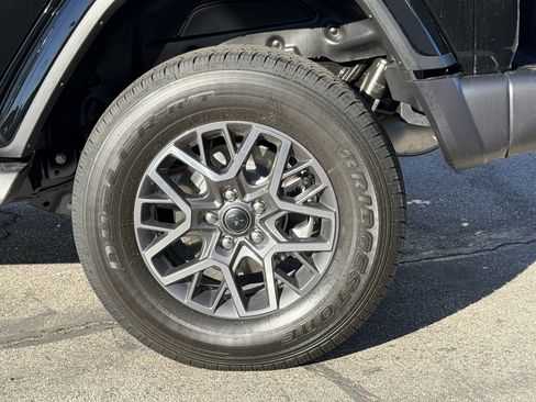 New 2026 Jeep Wrangler Sahara image 15