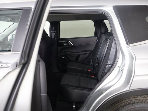New 2026 Mitsubishi Outlander SE AWD/4WD image 32