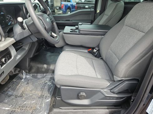 New 2025 Ford F250 XL w/ 360-Degree Camera Package image 13