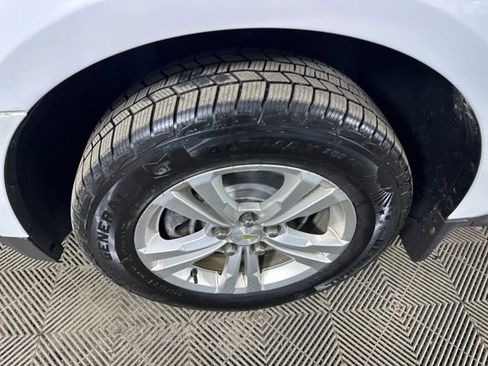 Used 2017 Chevrolet Equinox LS image 10