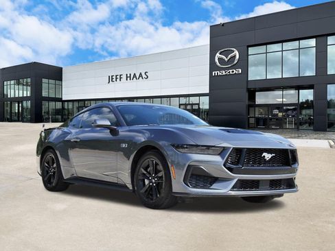 Used 2026 Ford Mustang GT RWD image 4