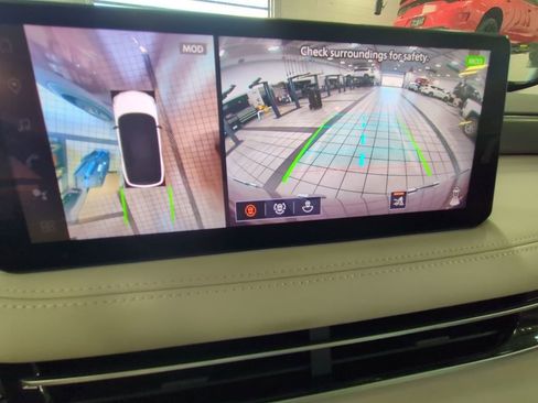 Used 2026 INFINITI QX60 Luxe w/ Cargo Package image 9