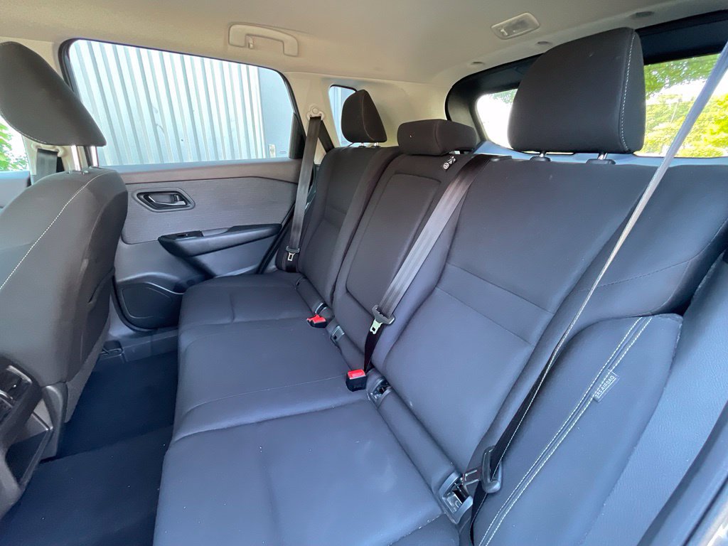 Used 2023 Nissan Rogue S FWD image 26