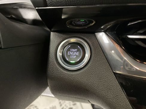 Used 2025 Buick Envista Sport Touring w/ Convenience II Package image 16