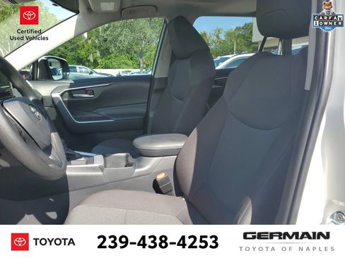 Certified 2025 Toyota RAV4 XLE w/ Convenience Package FWD image 19