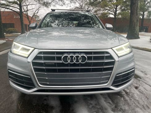 Used 2019 Audi Q5 2.0T Premium Plus w/ Premium Plus Package image 8