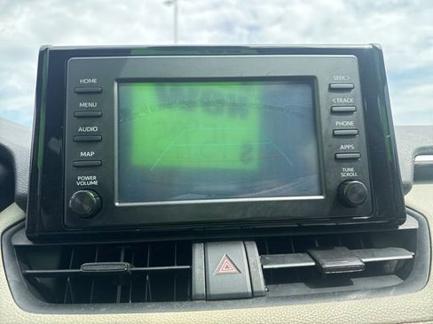 Used 2019 Toyota RAV4 XLE image 30