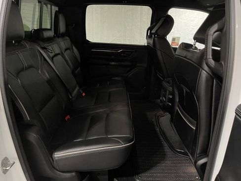 Used 2022 RAM 1500 Limited w/ Body-Colour Bumper Group image 27