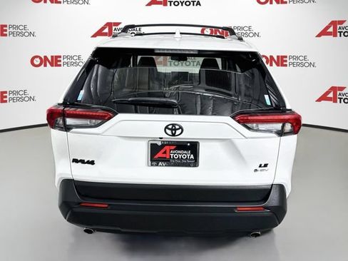 Certified 2025 Toyota RAV4 LE AWD/4WD image 7