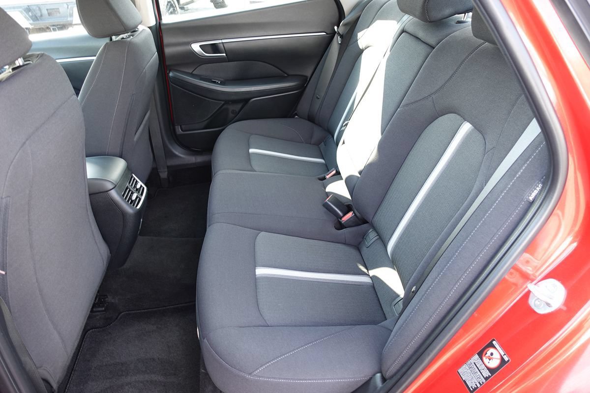 Used 2021 Hyundai Sonata SEL w/ Convenience Package FWD image 23