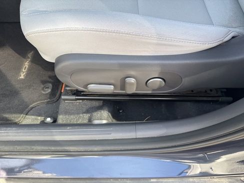 Certified 2024 Hyundai Kona SEL FWD image 5