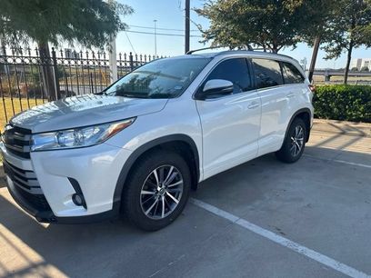 Used 2017 Toyota Highlander XLE