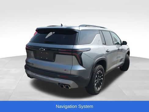 Used 2024 Chevrolet Traverse Z71 w/ LPO, Floor Liner Package AWD/4WD image 2