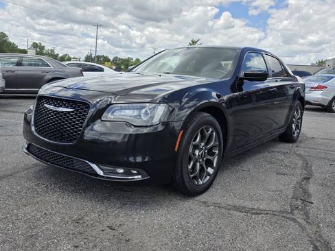 Used 2016 Chrysler 300 S AWD/4WD image 2