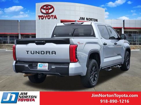 Used 2022 Toyota Tundra SR5 RWD image 5