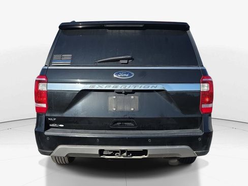 Used 2018 Ford Expedition XLT w/ Equipment Group 201A AWD/4WD image 5