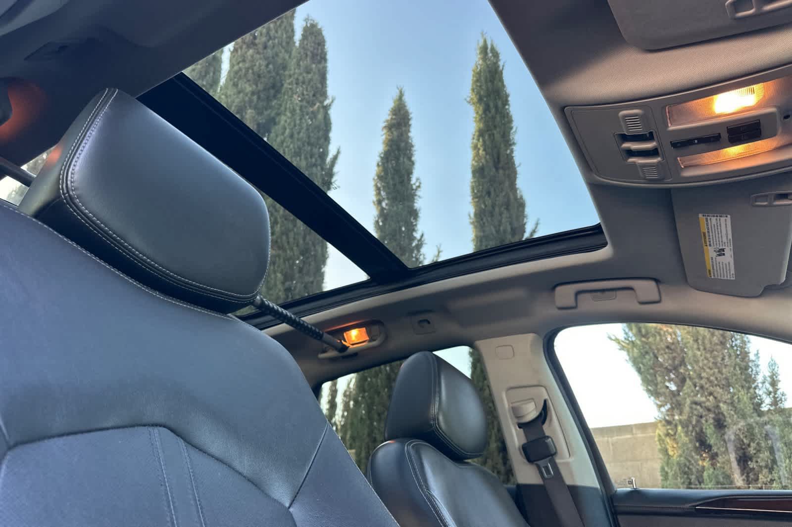 Used 2013 Cadillac SRX Performance FWD image 19