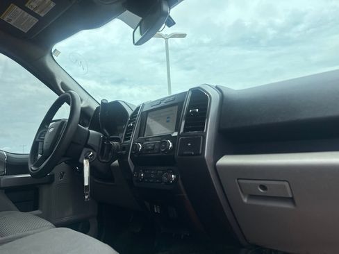 Used 2020 Ford F150 XLT w/ Equipment Group 301A Mid RWD image 26