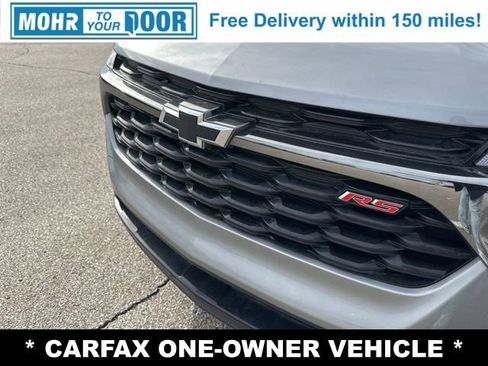 Used 2025 Chevrolet Trax RS w/ Sunroof Package image 33