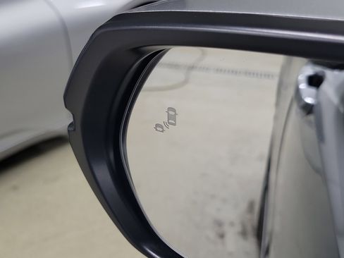 Certified 2017 Honda CR-V Touring image 21