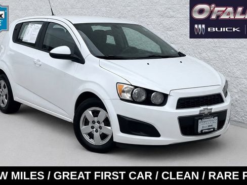 Used 2014 Chevrolet Sonic LS FWD image 1