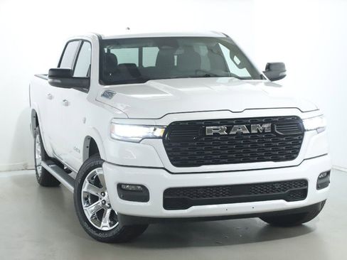 Used 2026 RAM 1500 Big Horn AWD/4WD image 2