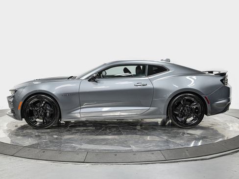 Used 2022 Chevrolet Camaro SS image 2