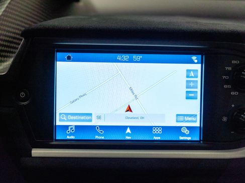 Used 2020 Ford GT image 17