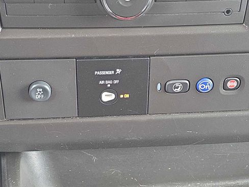 Used 2024 Chevrolet Express 2500 w/ Driver Convenience Package image 28