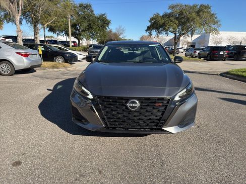 Used 2025 Nissan Altima 2.5 SR image 8