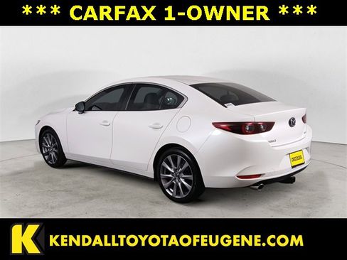 Used 2025 MAZDA MAZDA3 s image 3