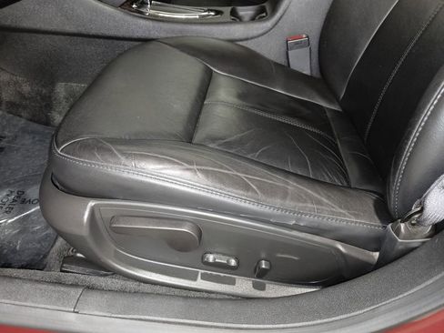 Used 2013 Chevrolet Impala LTZ FWD image 16