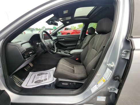 Used 2024 Honda Accord Sport image 17