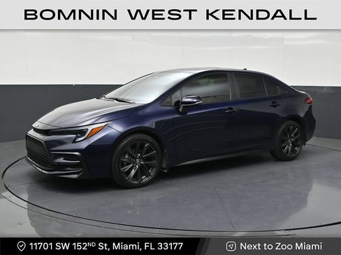Used 2025 Toyota Corolla XSE FWD image 1