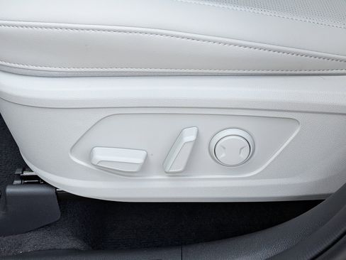 New 2026 Kia Sorento S FWD image 25